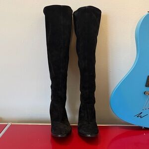 Vince Black Heeled Suede Vero Cuoio Boots for women